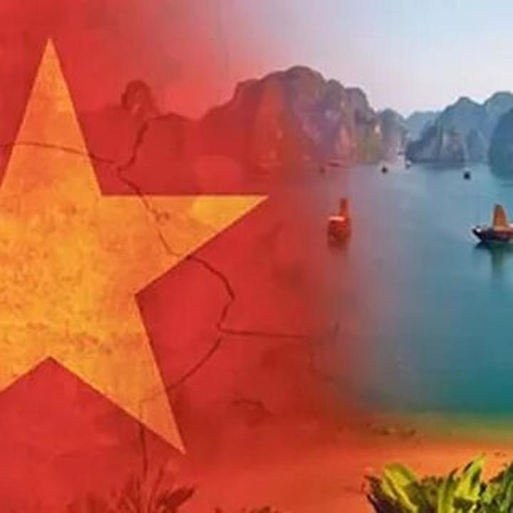 Kể Chuyện Lịch Sử: Từ Đam Mê Đến Triệu Lượt Xem Trên Hotspot Matrix